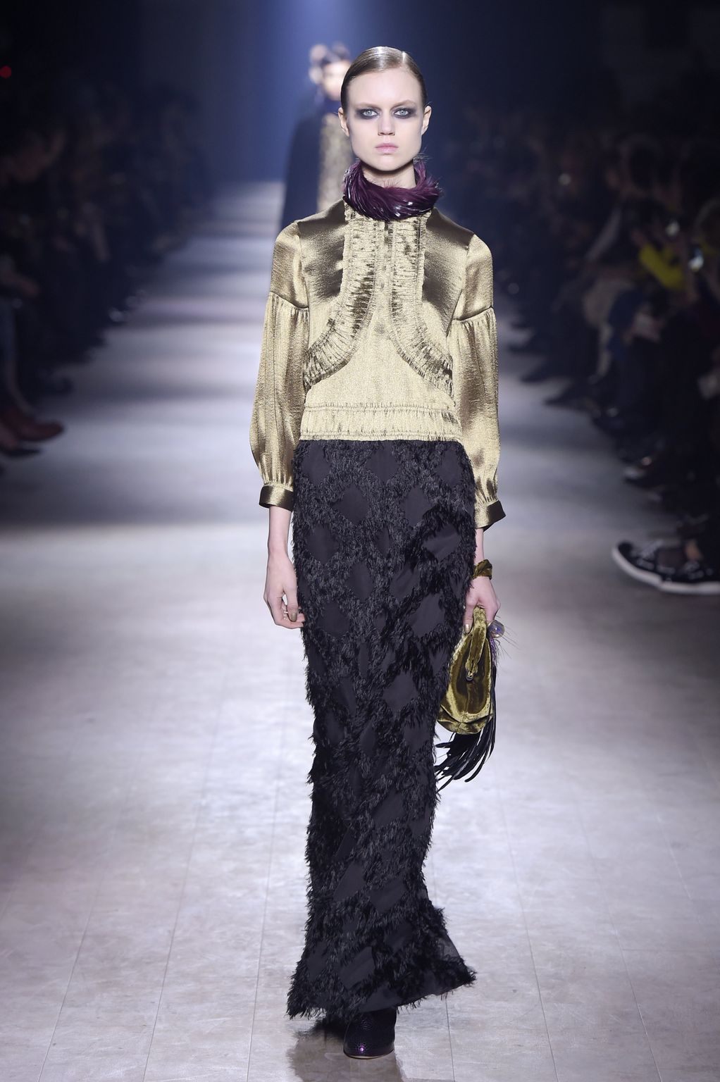 Fashion Week Paris Fall/Winter 2016 look 55 from the Dries Van Noten collection womenswear