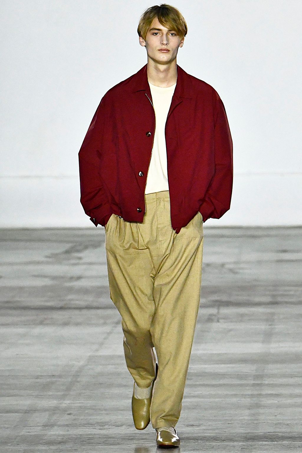 Fashion Week London Fall/Winter 2019 look 19 from the E. Tautz collection menswear