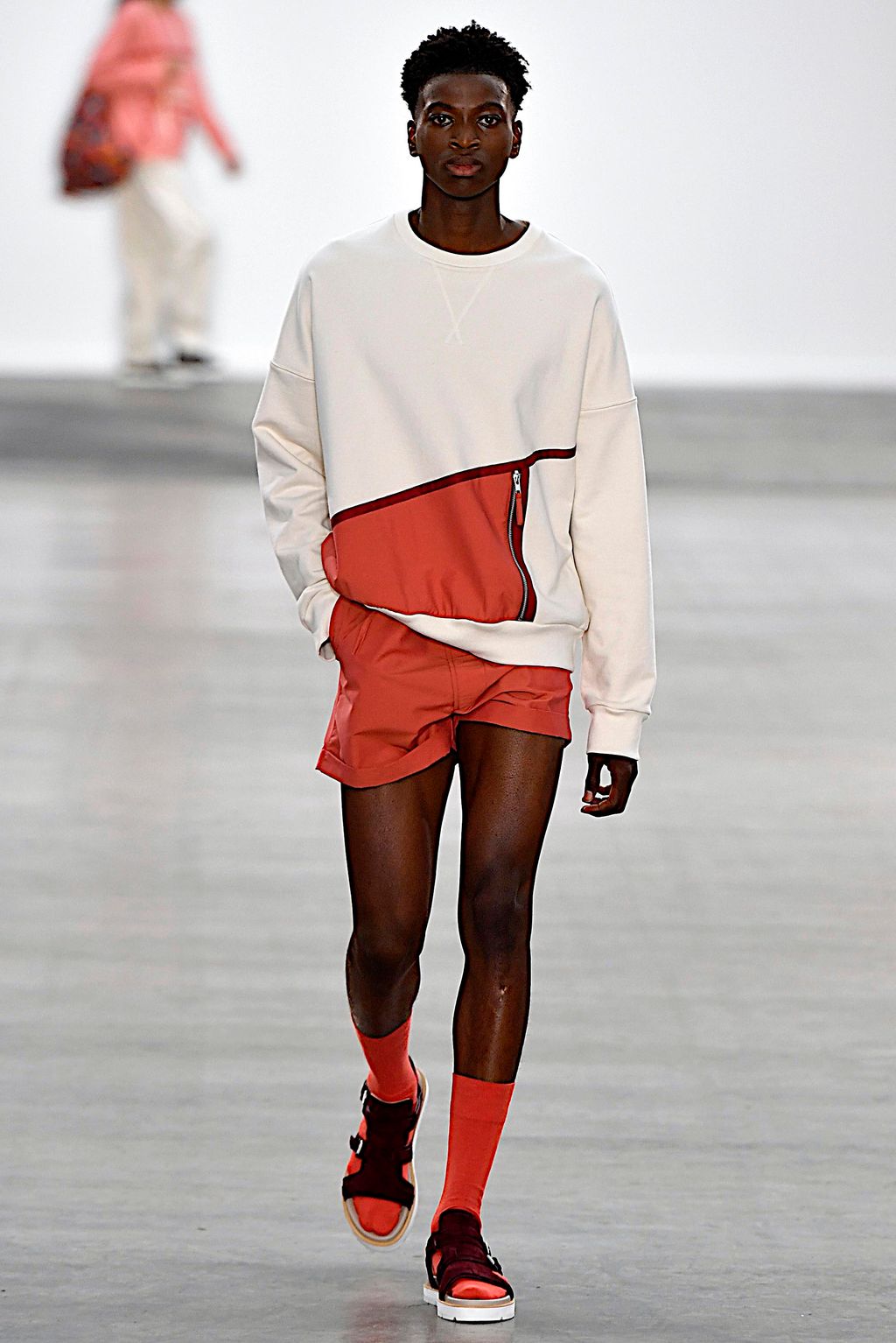 Fashion Week London Spring/Summer 2020 look 6 from the E. Tautz collection 男装