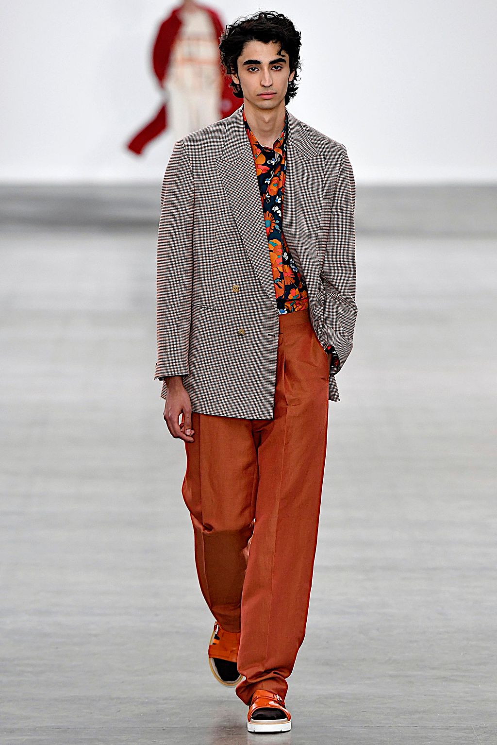 Fashion Week London Spring/Summer 2020 look 8 from the E. Tautz collection menswear