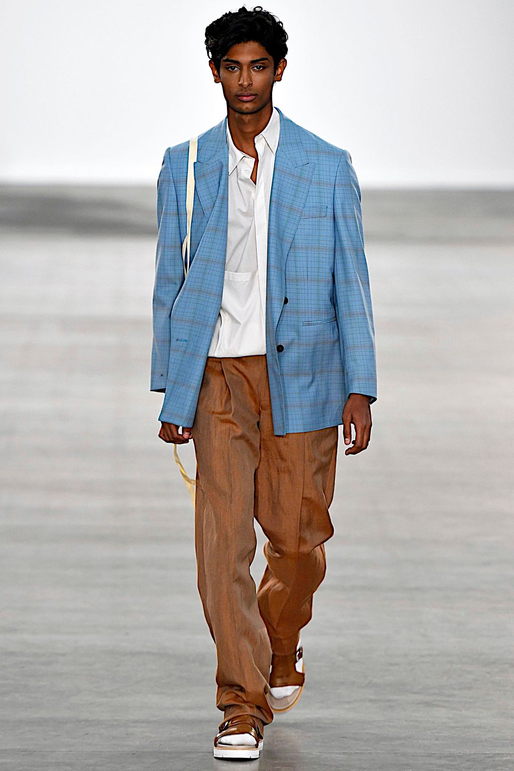 Fashion Week London Spring/Summer 2020 look 16 from the E. Tautz collection menswear