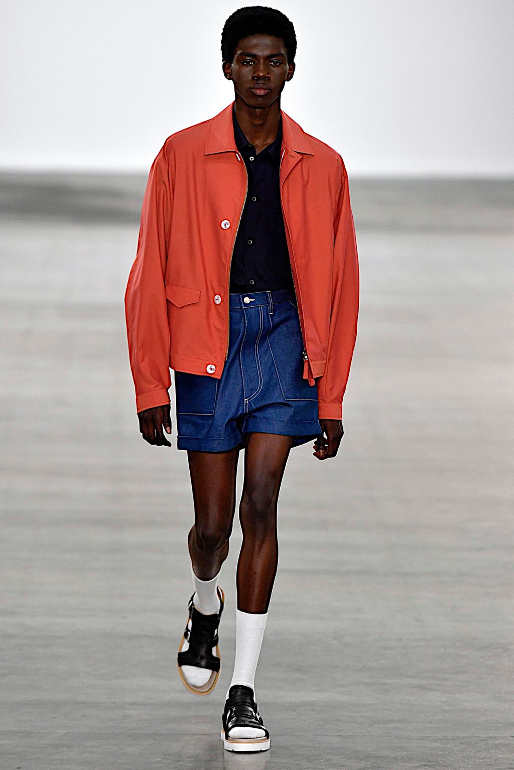Fashion Week London Spring/Summer 2020 look 26 from the E. Tautz collection 男装