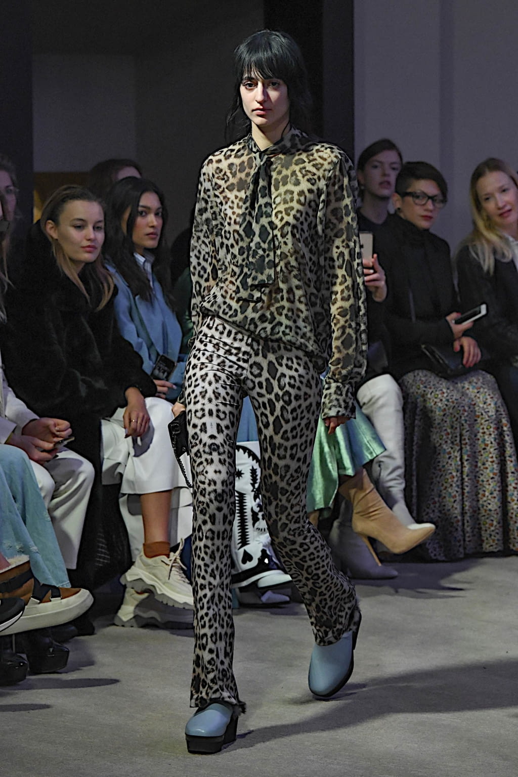 Fashion Week Paris Fall/Winter 2020 look 11 de la collection Each x Other womenswear