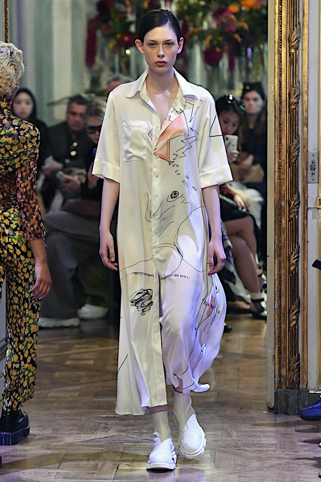 Fashion Week Paris Spring/Summer 2020 look 2 from the Each x Other collection 女装