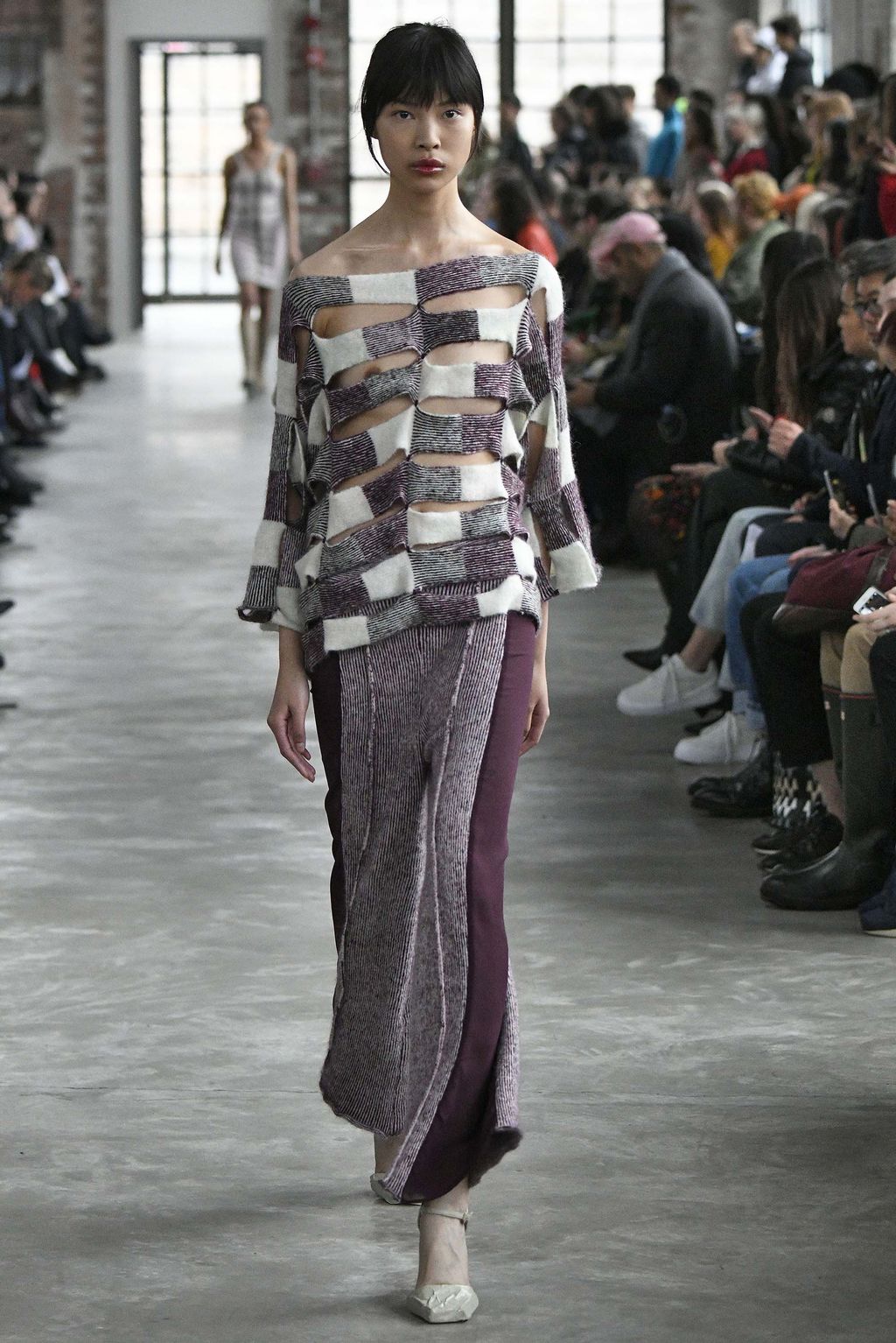 Fashion Week New York Fall/Winter 2018 look 11 from the Eckhaus Latta collection 女装