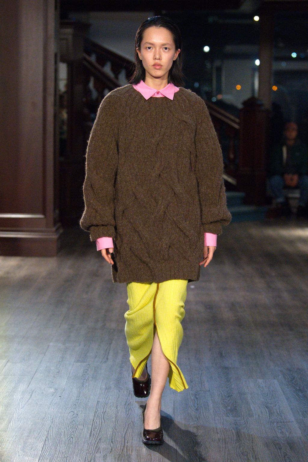 Fashion Week New York Fall/Winter 2020 look 16 from the Eckhaus Latta collection 女装