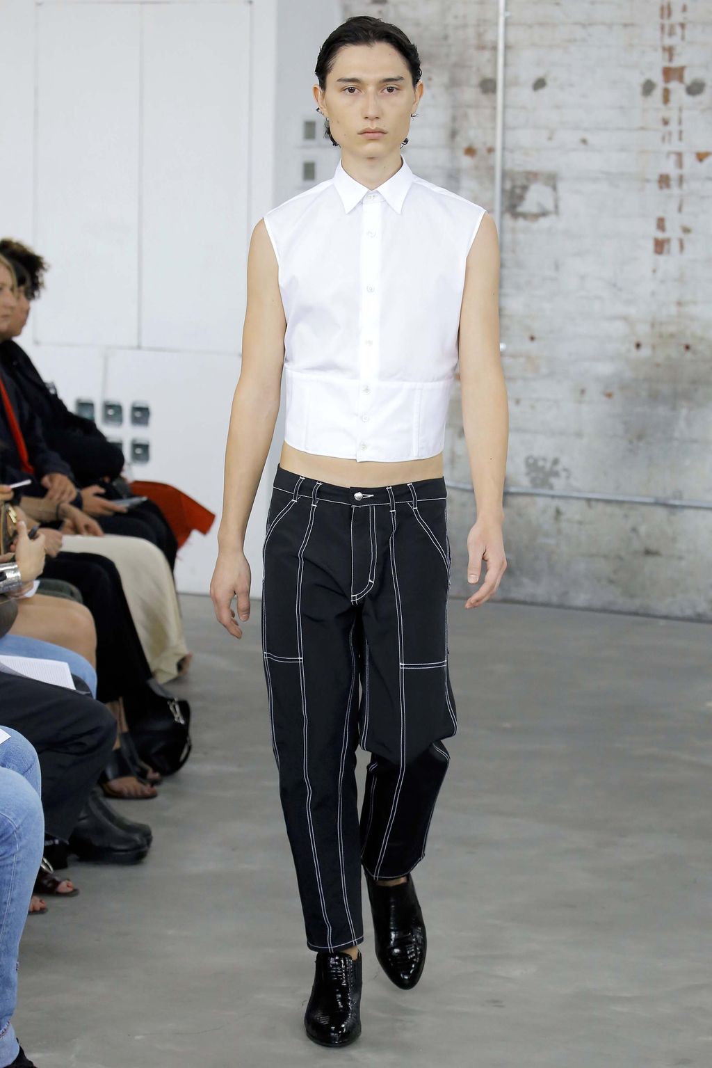 Fashion Week New York Spring/Summer 2018 look 6 from the Eckhaus Latta collection womenswear