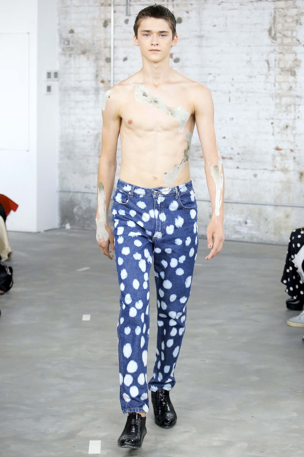 Fashion Week New York Spring/Summer 2018 look 14 from the Eckhaus Latta collection womenswear