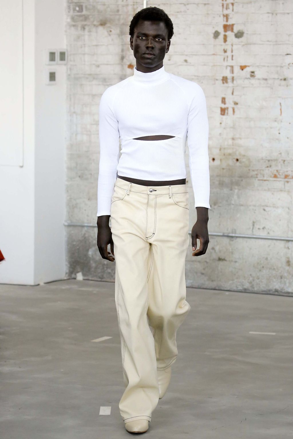 Fashion Week New York Spring/Summer 2018 look 29 from the Eckhaus Latta collection womenswear