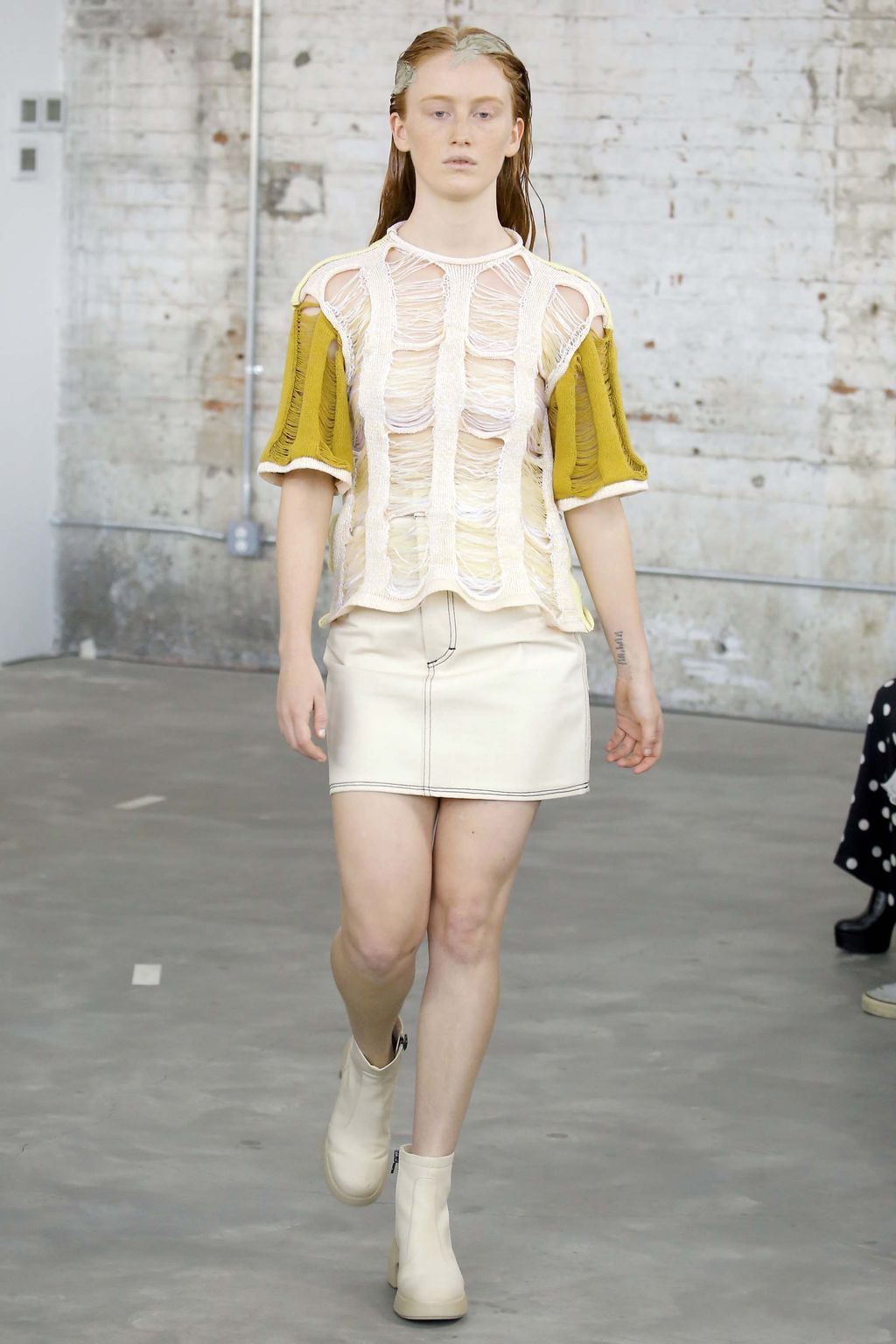 Fashion Week New York Spring/Summer 2018 look 31 from the Eckhaus Latta collection womenswear
