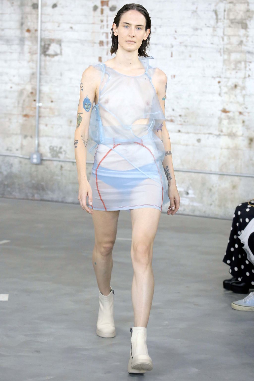 Fashion Week New York Spring/Summer 2018 look 40 from the Eckhaus Latta collection 女装