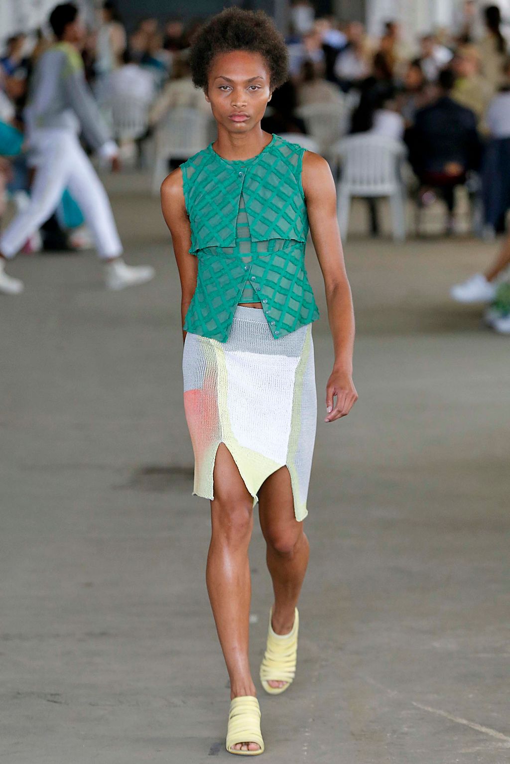 Fashion Week New York Spring/Summer 2019 look 2 from the Eckhaus Latta collection 女装