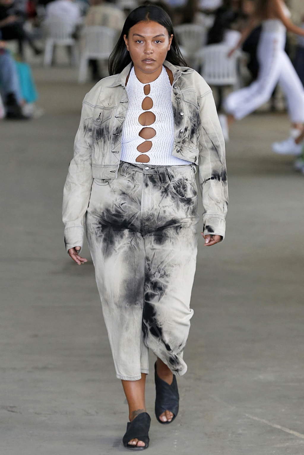 Fashion Week New York Spring/Summer 2019 look 17 from the Eckhaus Latta collection 女装