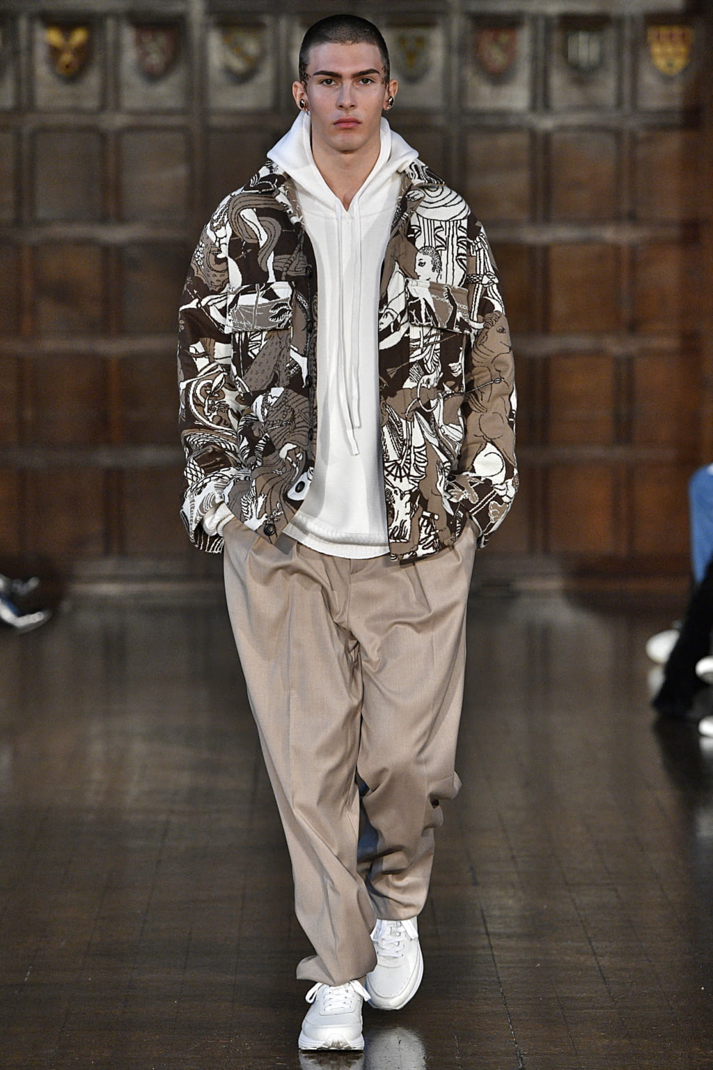 Fashion Week London Fall/Winter 2018 look 19 from the EDWARD CRUTCHLEY collection 男装