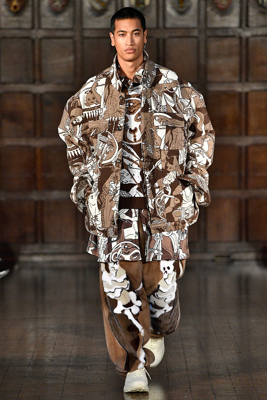 Fashion Week London Fall/Winter 2018 look 26 from the EDWARD CRUTCHLEY collection menswear
