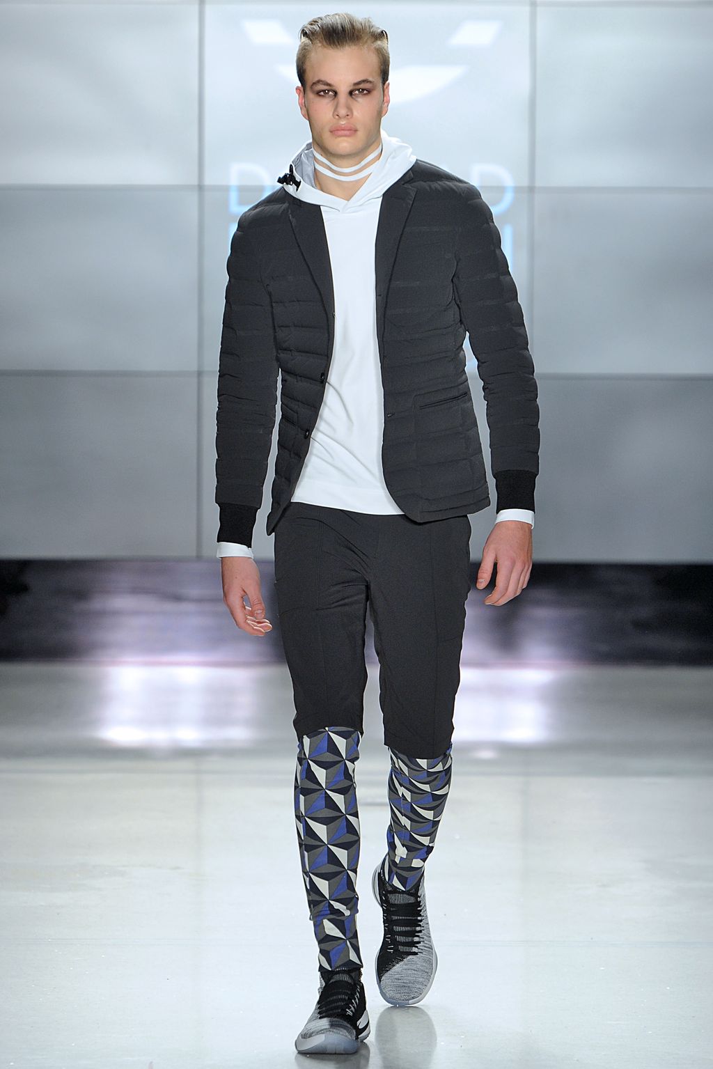 Fashion Week New York Fall/Winter 2017 look 4 from the EFM Engineered For Motion collection 男装