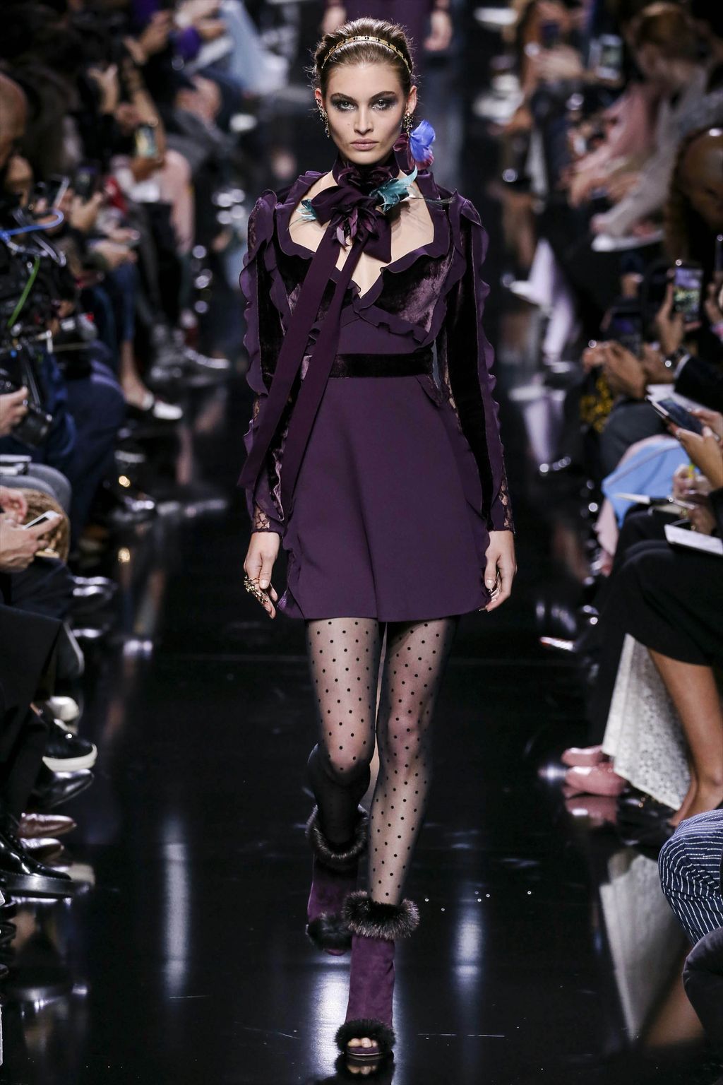 Fashion Week Paris Fall/Winter 2017 look 2 from the Elie Saab collection 女装