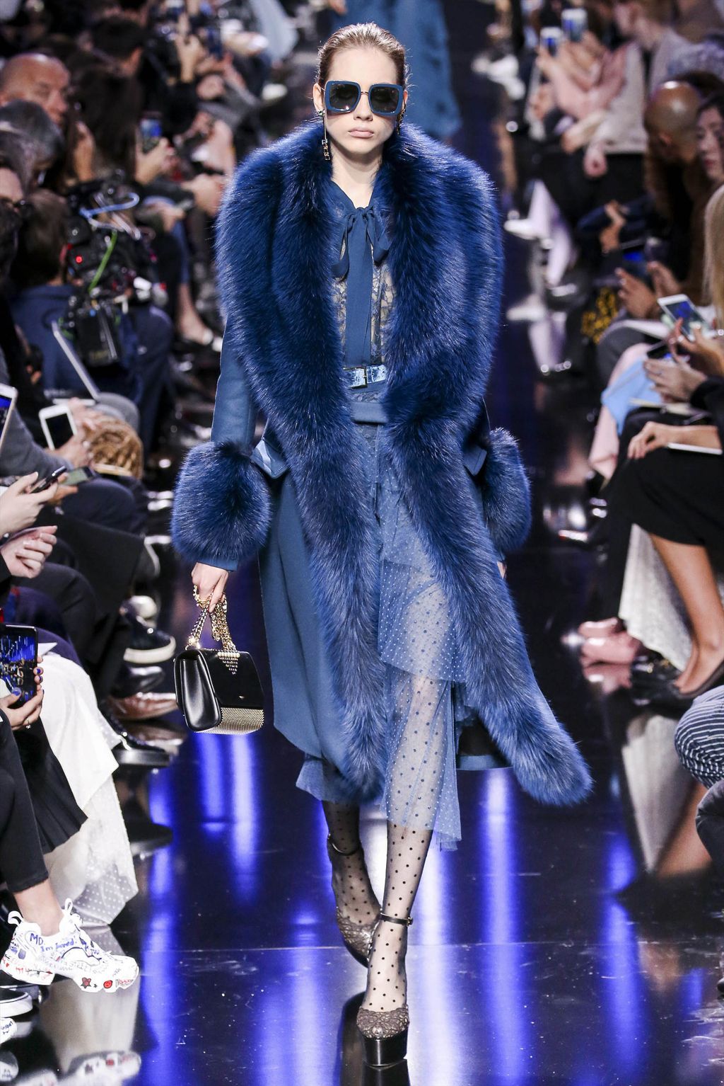 Fashion Week Paris Fall/Winter 2017 look 27 from the Elie Saab collection 女装