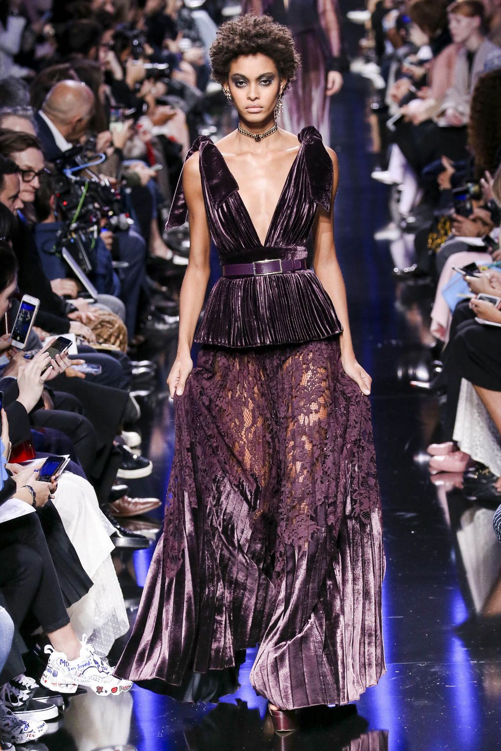Fashion Week Paris Fall/Winter 2017 look 33 from the Elie Saab collection 女装