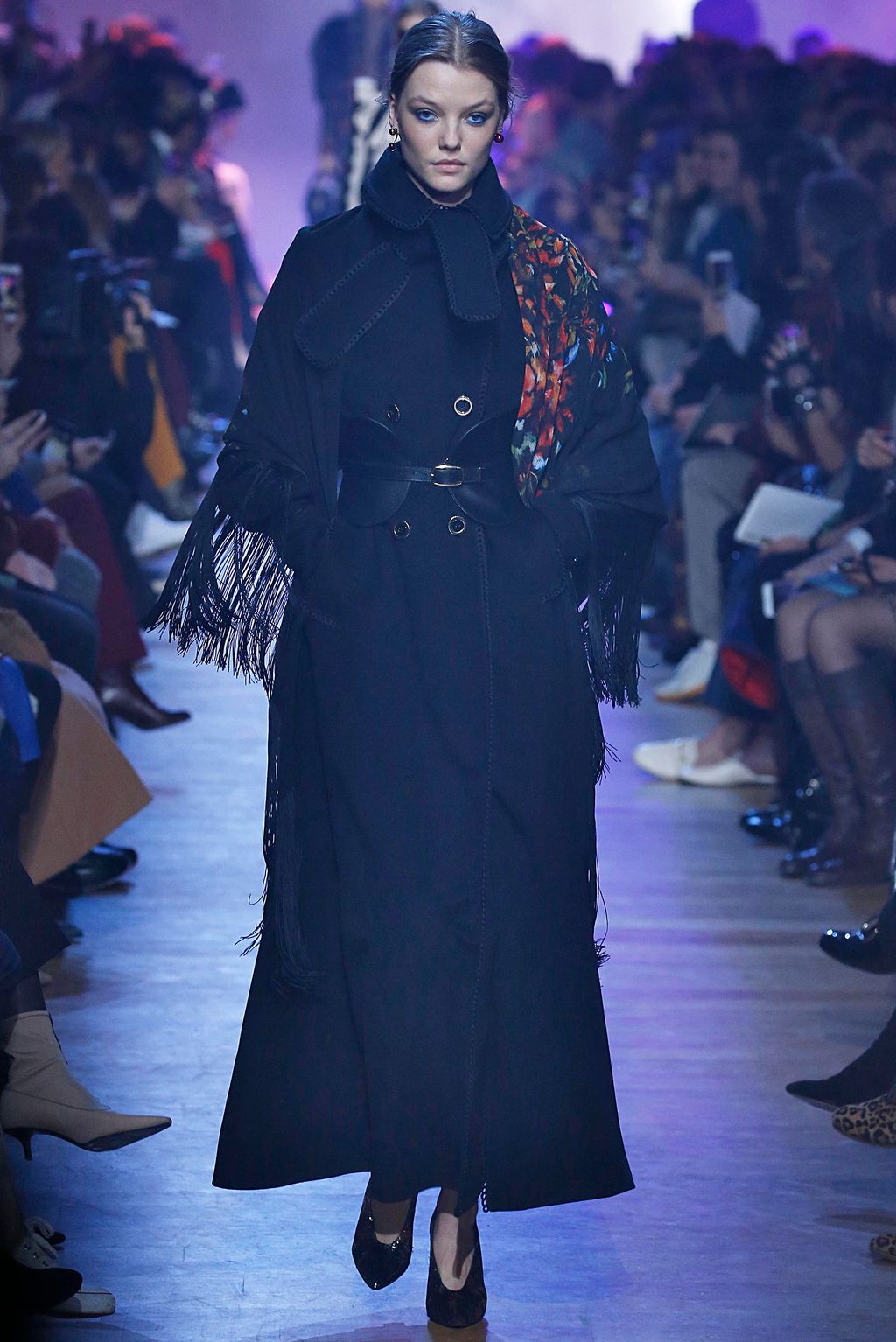Fashion Week Paris Fall/Winter 2018 look 8 from the Elie Saab collection womenswear