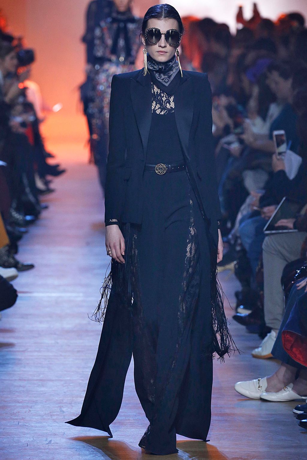 Fashion Week Paris Fall/Winter 2018 look 16 from the Elie Saab collection womenswear