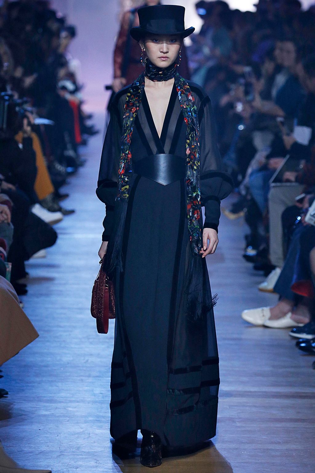 Fashion Week Paris Fall/Winter 2018 look 22 from the Elie Saab collection womenswear
