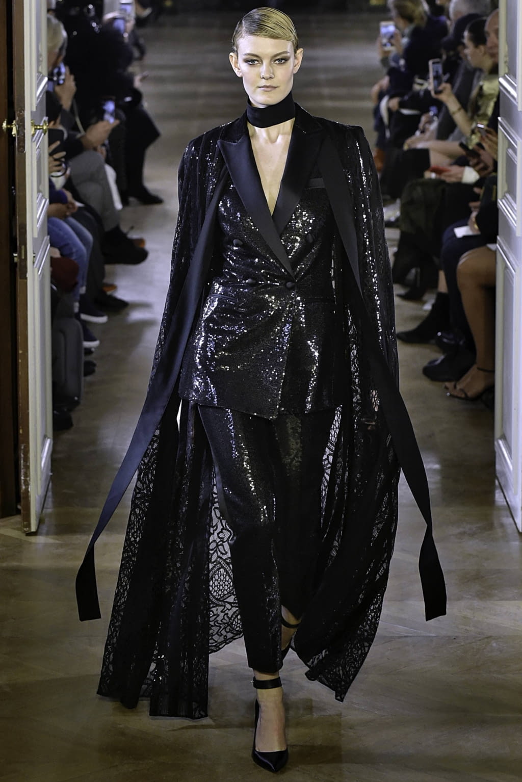 Fashion Week Paris Fall/Winter 2019 look 51 from the Elie Saab collection womenswear