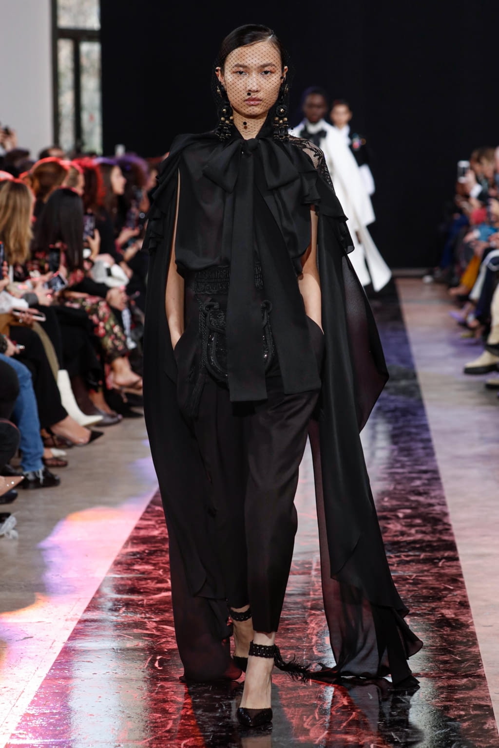 Fashion Week Paris Fall/Winter 2020 look 7 de la collection Elie Saab womenswear