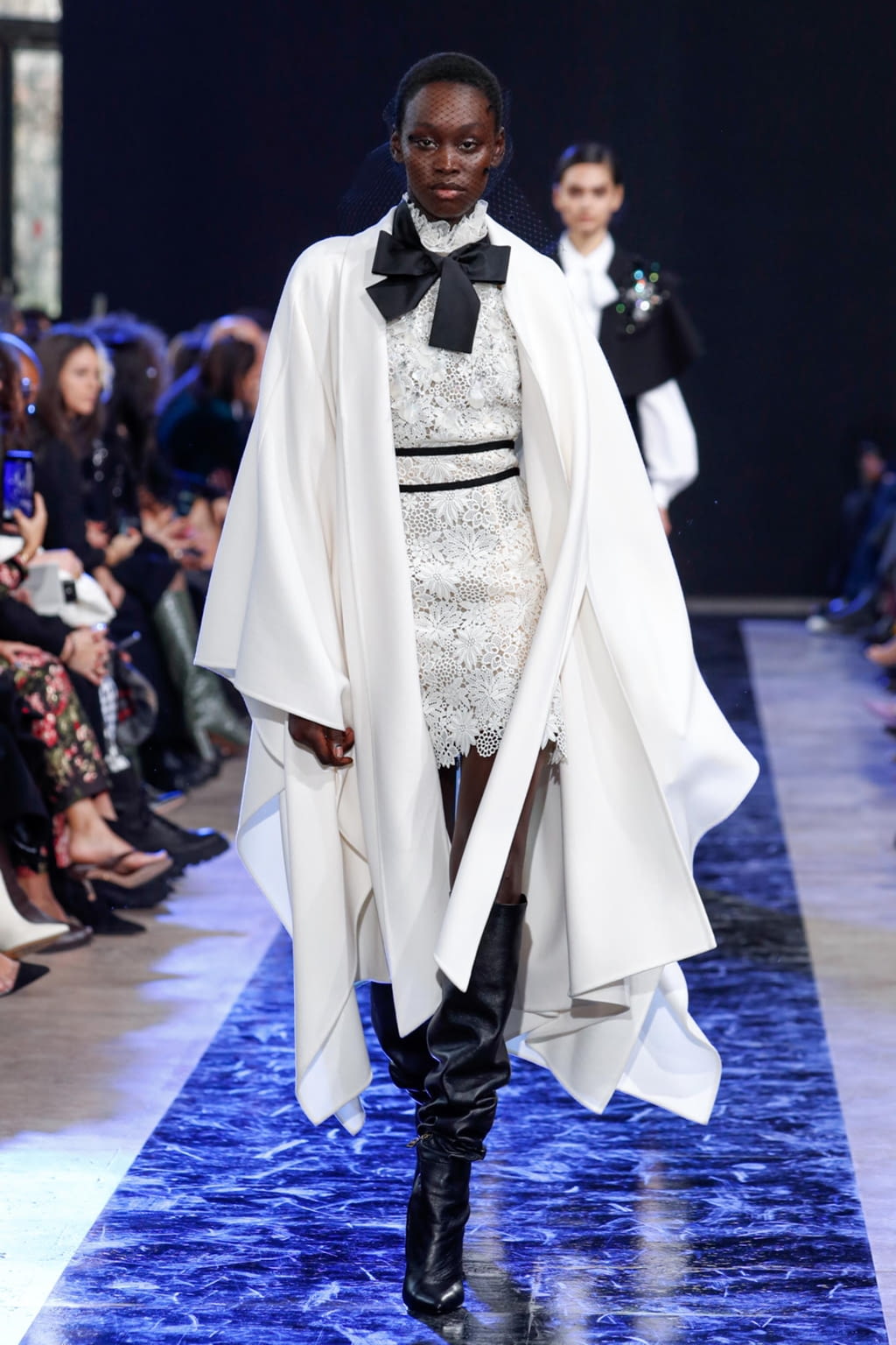 Fashion Week Paris Fall/Winter 2020 look 8 de la collection Elie Saab womenswear