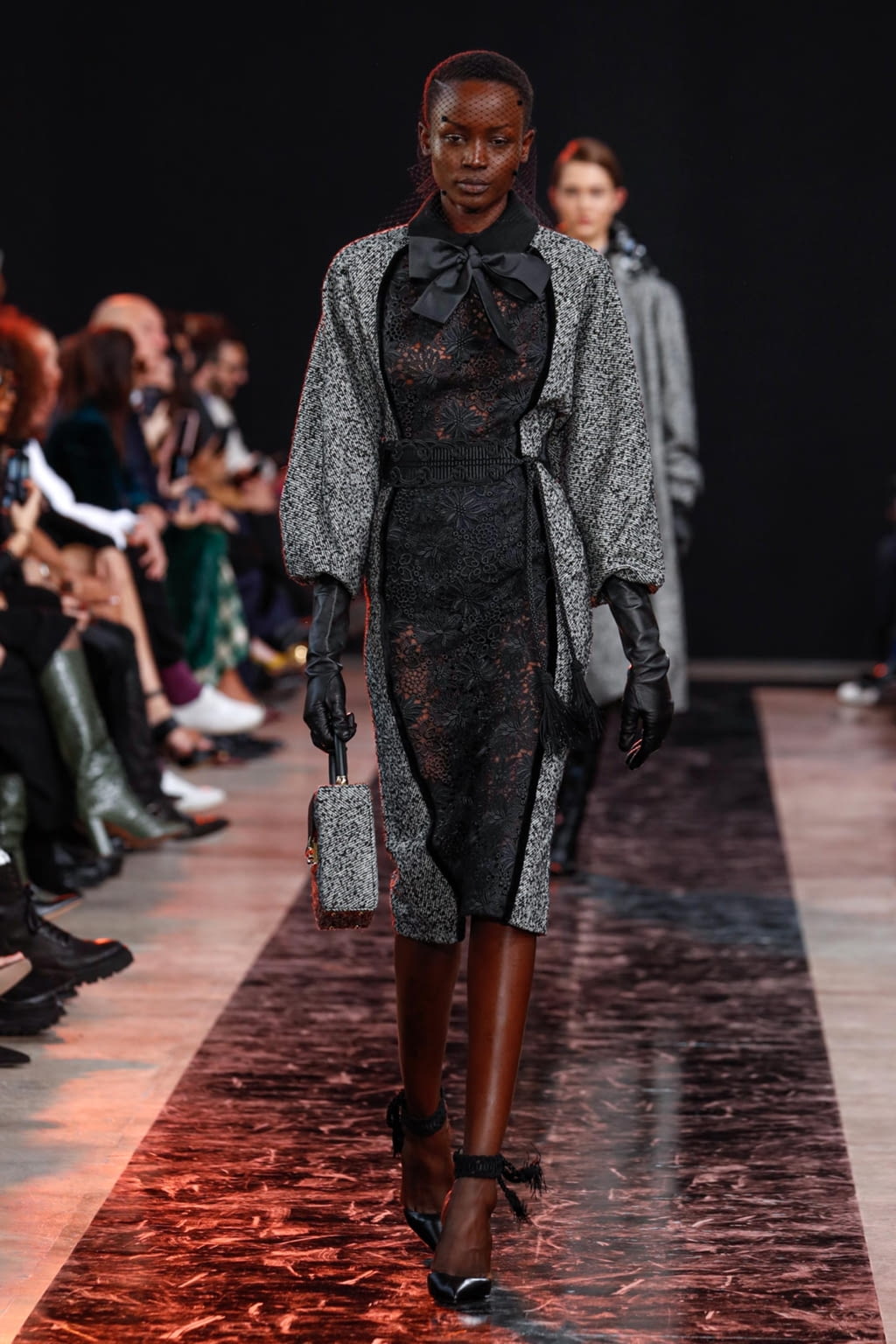 Fashion Week Paris Fall/Winter 2020 look 15 from the Elie Saab collection womenswear