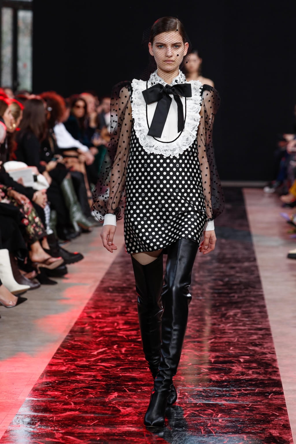 Fashion Week Paris Fall/Winter 2020 look 22 de la collection Elie Saab womenswear