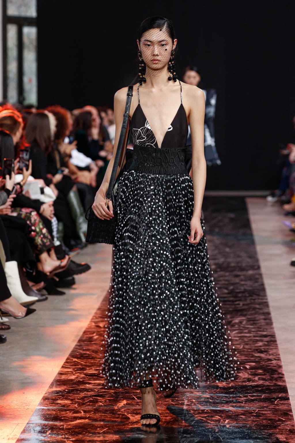 Fashion Week Paris Fall/Winter 2020 look 23 de la collection Elie Saab womenswear