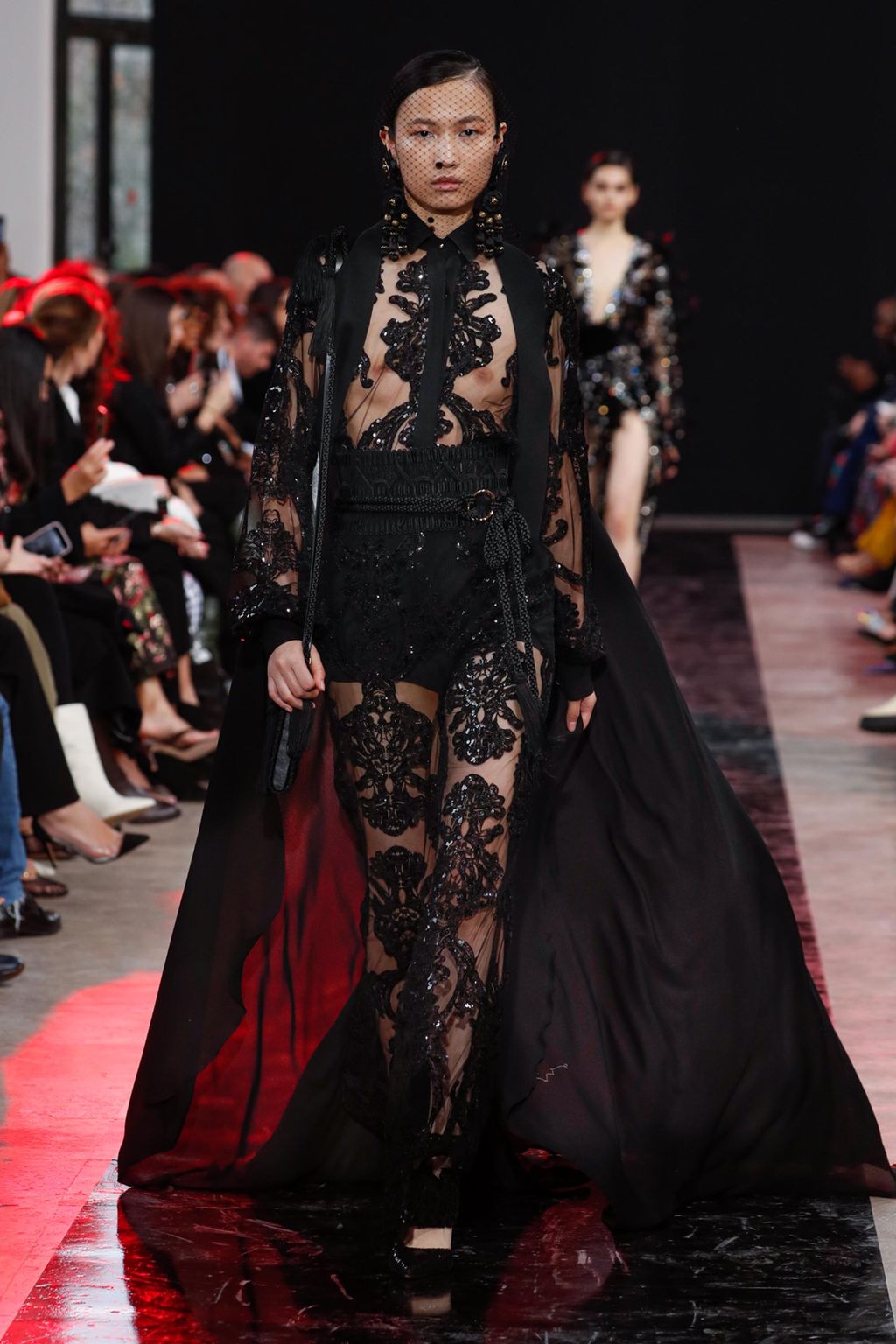 Fashion Week Paris Fall/Winter 2020 look 47 from the Elie Saab collection 女装