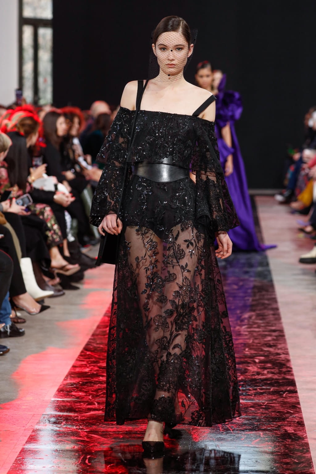 Fashion Week Paris Fall/Winter 2020 look 53 from the Elie Saab collection 女装