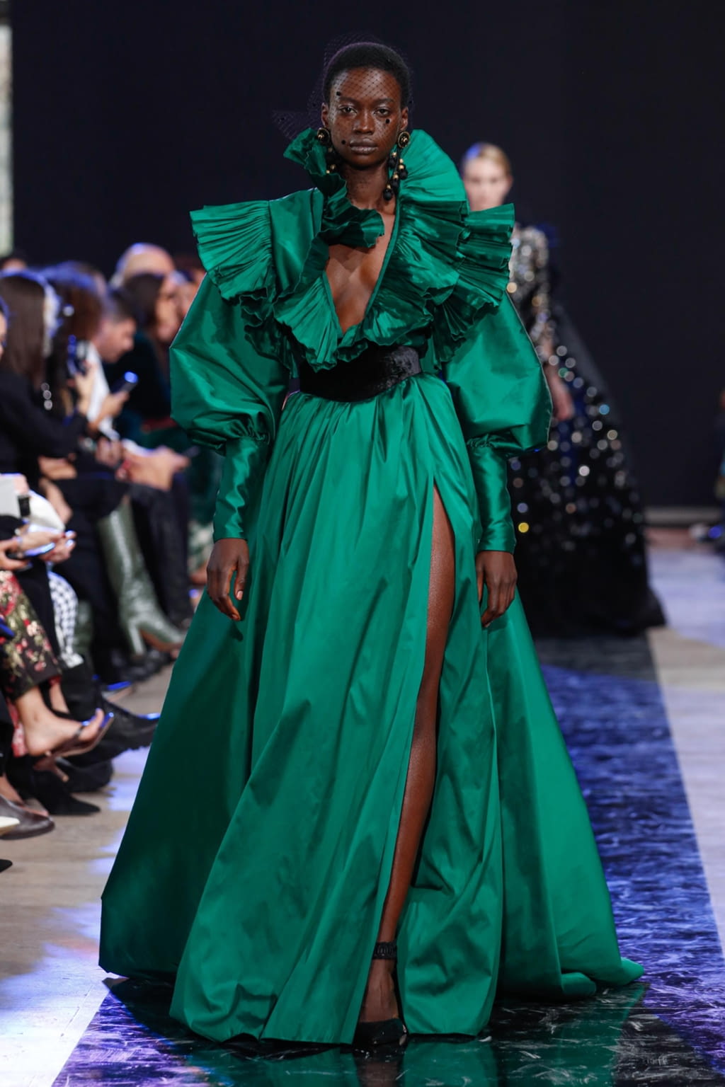 Fashion Week Paris Fall/Winter 2020 look 58 from the Elie Saab collection 女装