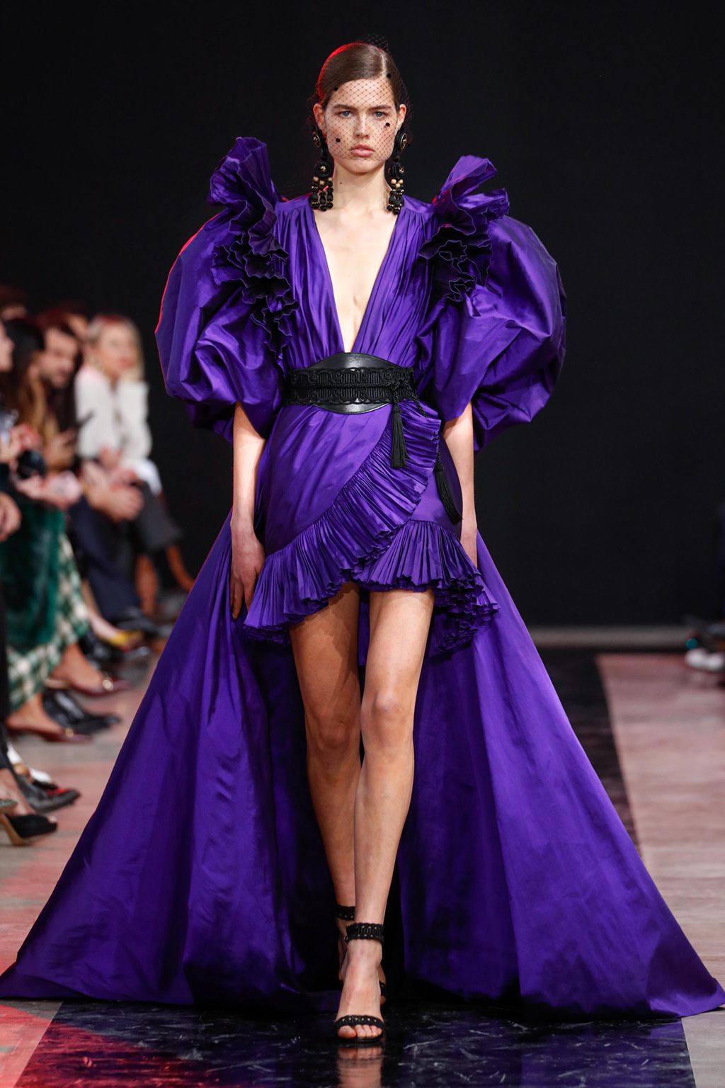 Fashion Week Paris Fall/Winter 2020 look 60 de la collection Elie Saab womenswear