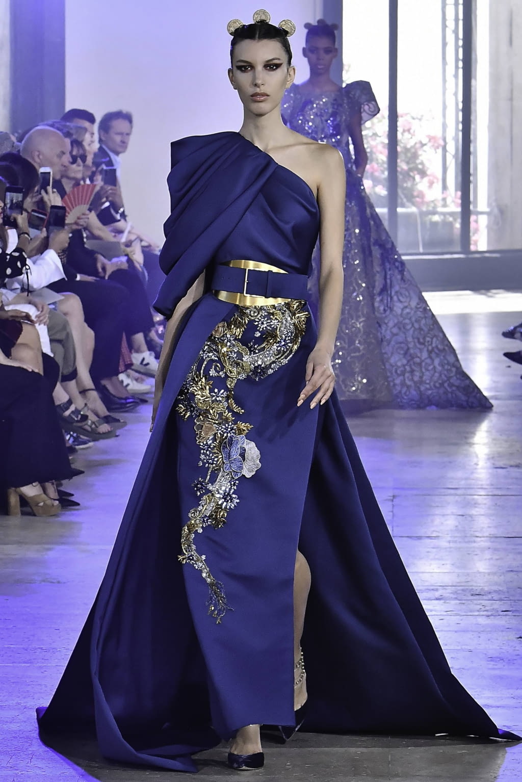 Fashion Week Paris Fall/Winter 2019 look 37 from the Elie Saab collection couture