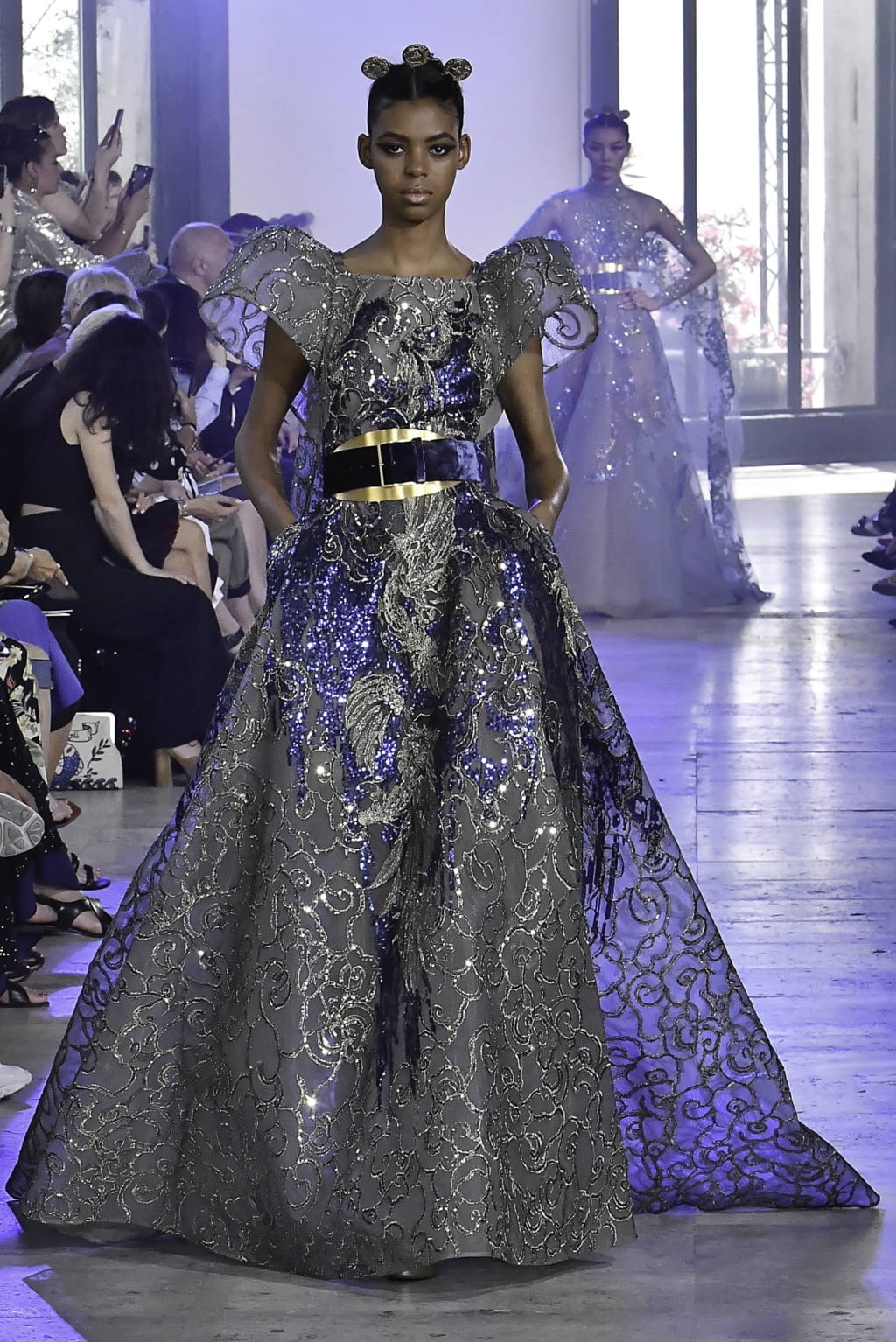 Fashion Week Paris Fall/Winter 2019 look 38 from the Elie Saab collection couture