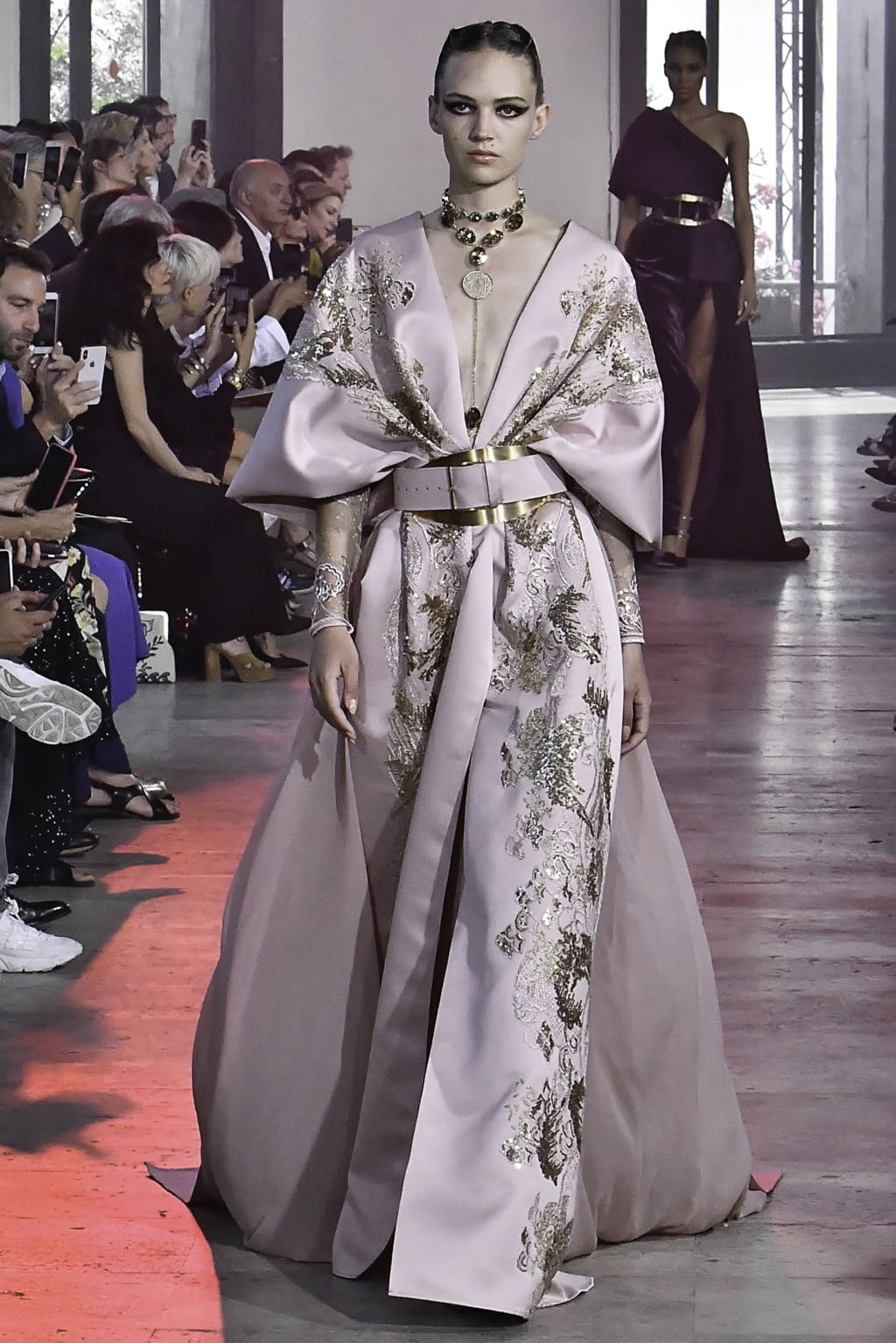 Fashion Week Paris Fall/Winter 2019 look 47 de la collection Elie Saab couture