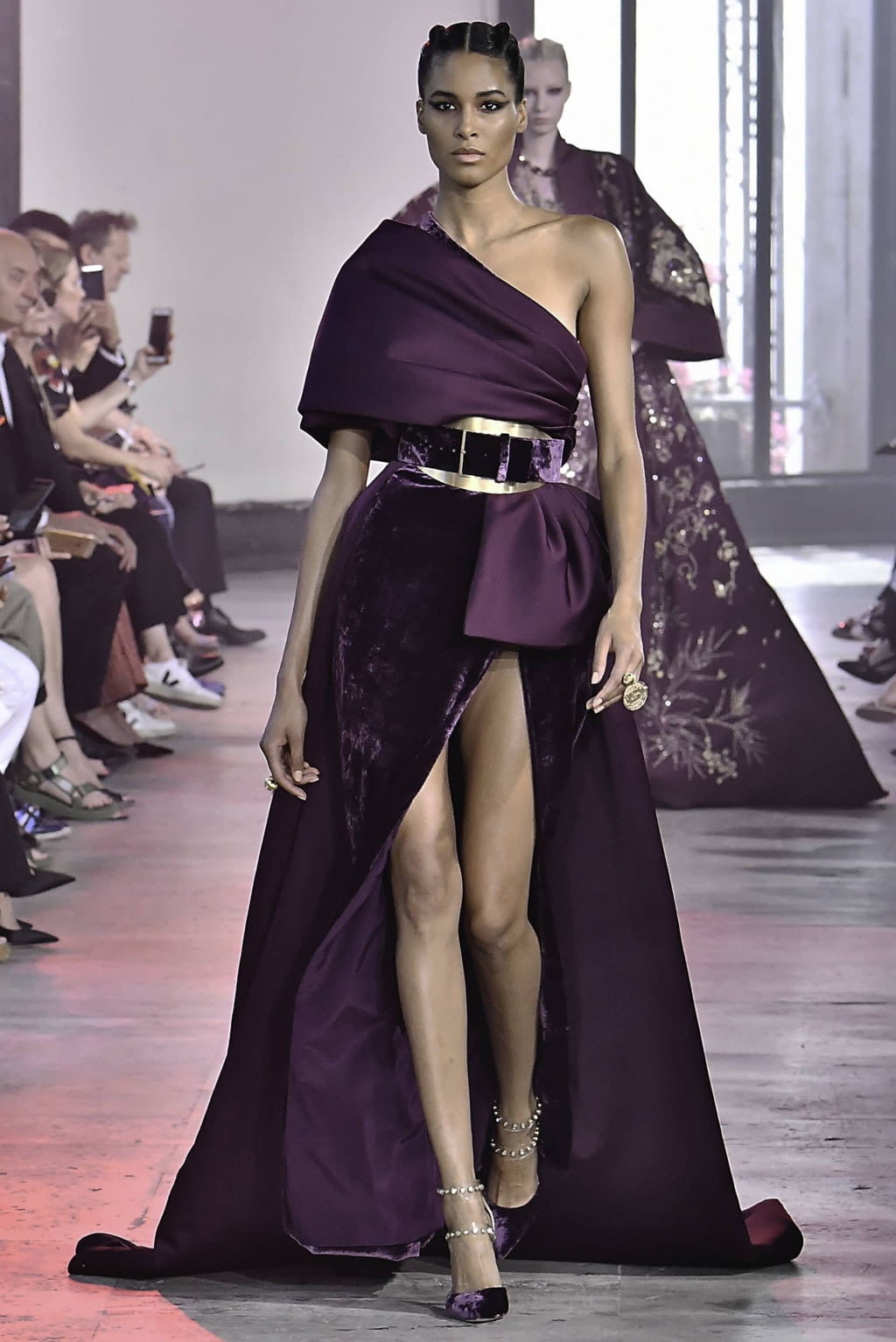 Fashion Week Paris Fall/Winter 2019 look 48 de la collection Elie Saab couture