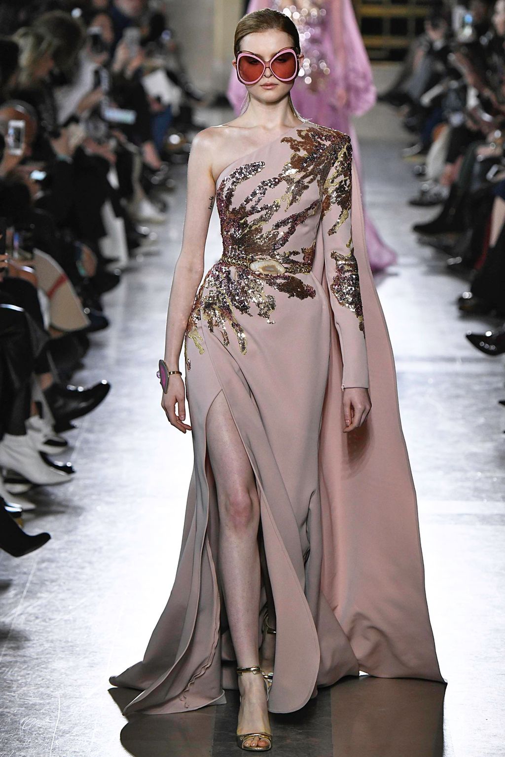 Fashion Week Paris Spring/Summer 2019 look 9 from the Elie Saab collection couture