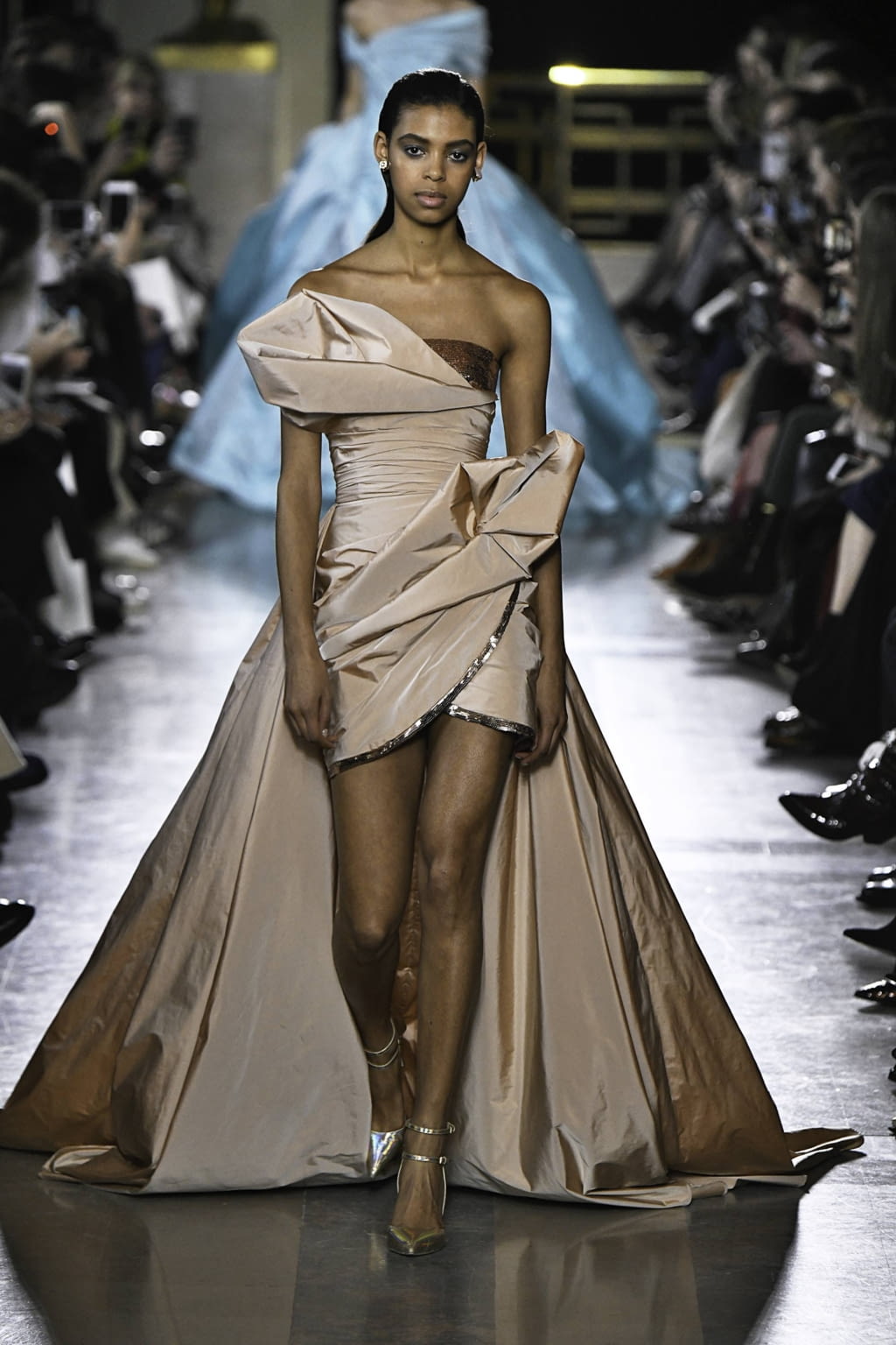 Fashion Week Paris Spring/Summer 2019 look 13 from the Elie Saab collection couture