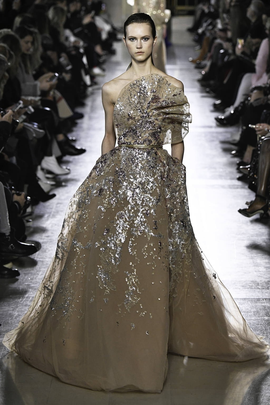 Fashion Week Paris Spring/Summer 2019 look 45 from the Elie Saab collection couture
