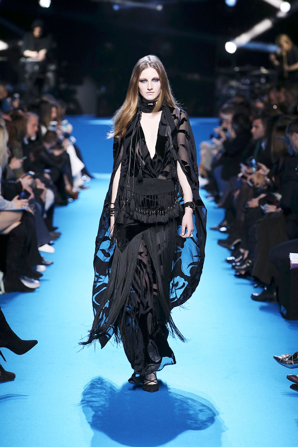 Fashion Week Paris Fall/Winter 2016 look 16 from the Elie Saab collection 女装