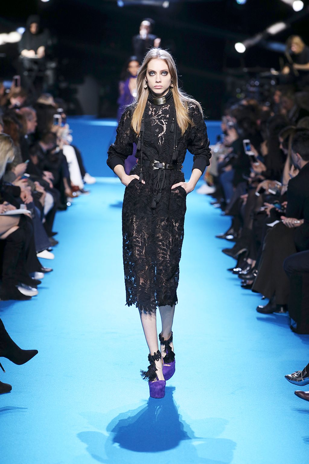 Fashion Week Paris Fall/Winter 2016 look 24 from the Elie Saab collection 女装