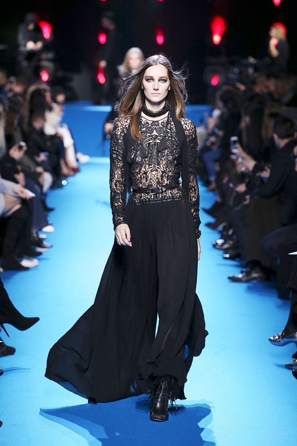 Fashion Week Paris Fall/Winter 2016 look 53 from the Elie Saab collection 女装