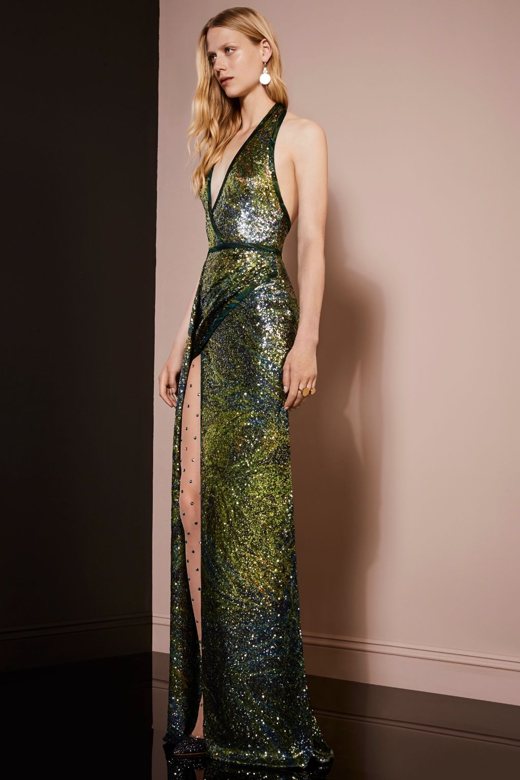 Fashion Week Paris Resort 2018 look 42 from the Elie Saab collection womenswear