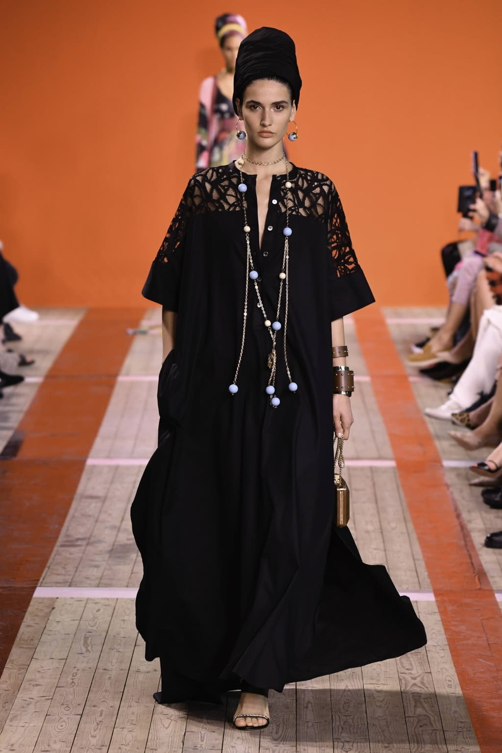 Fashion Week Paris Spring/Summer 2020 look 7 from the Elie Saab collection 女装