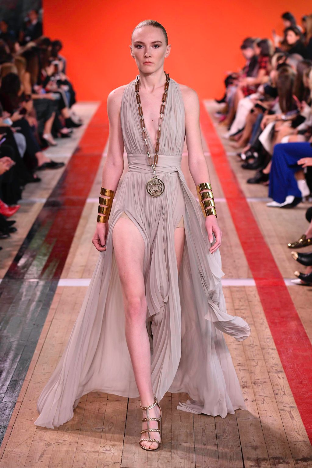 Fashion Week Paris Spring/Summer 2020 look 38 from the Elie Saab collection womenswear