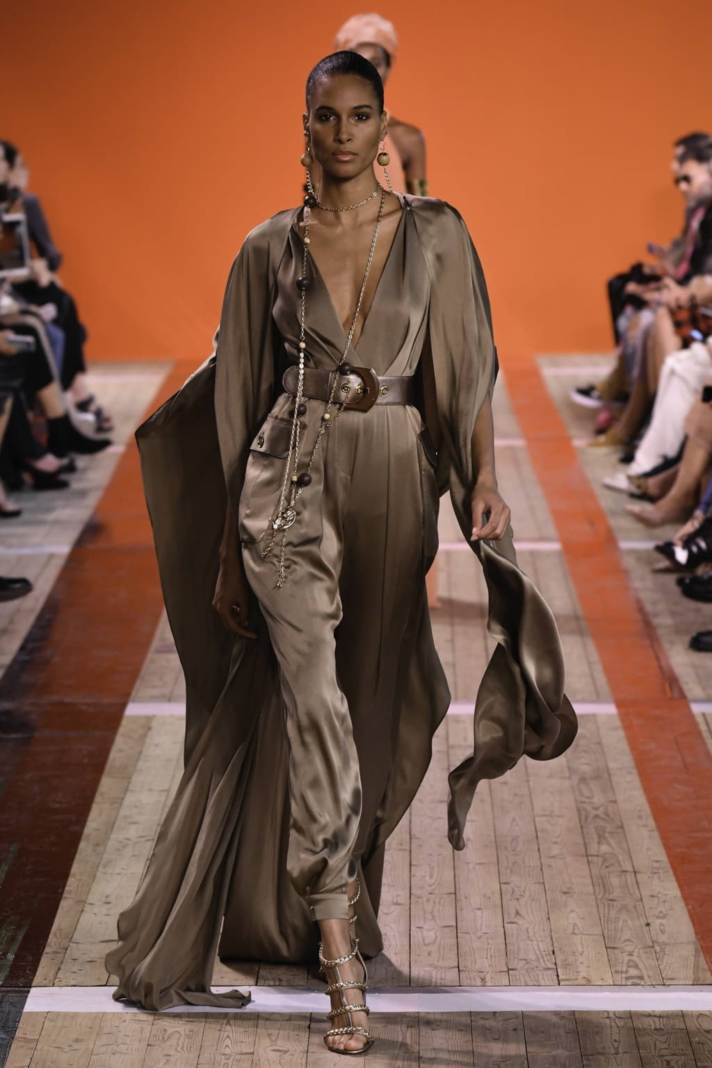 Fashion Week Paris Spring/Summer 2020 look 41 from the Elie Saab collection womenswear